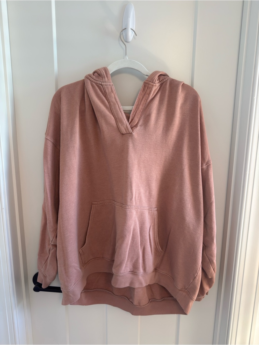 aerie Oversized V-Neck Hoodie in Dusty Rose